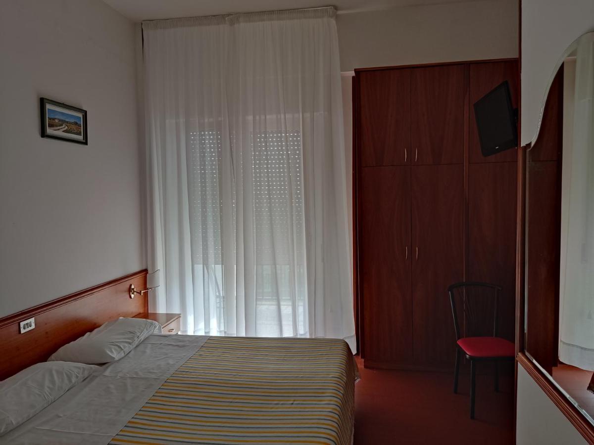 Hotel Ristorante Il Grillo Acquaviva Picena Ngoại thất bức ảnh