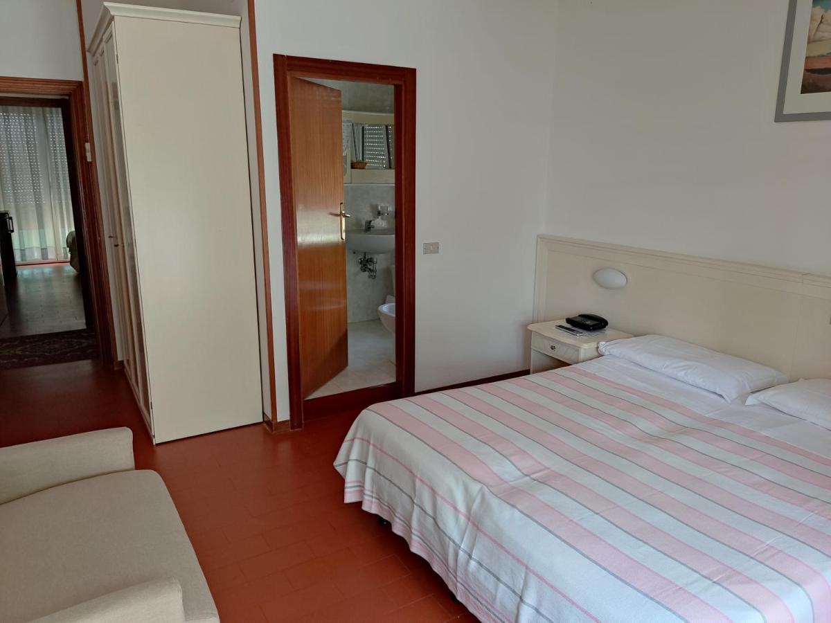 Hotel Ristorante Il Grillo Acquaviva Picena Ngoại thất bức ảnh