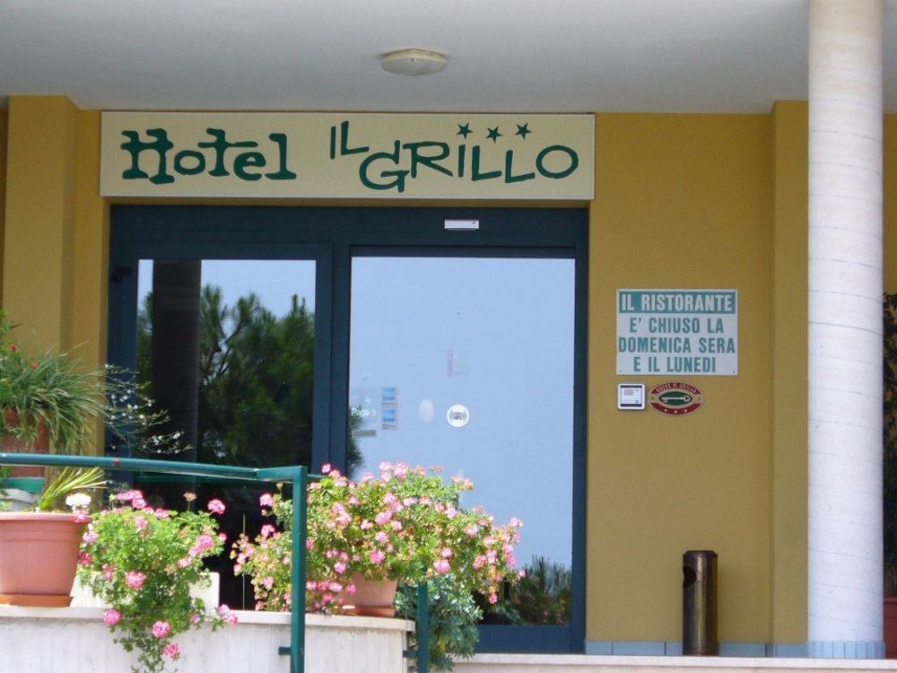 Hotel Ristorante Il Grillo Acquaviva Picena Ngoại thất bức ảnh